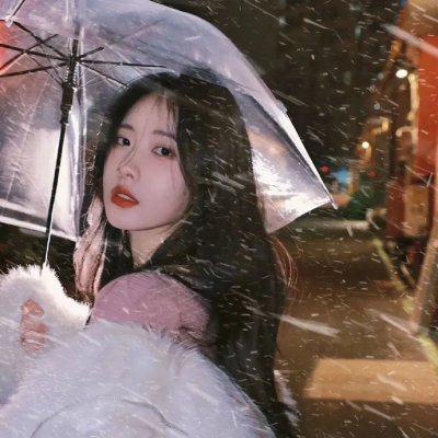 我家大床通古代，被女帝偷听心声